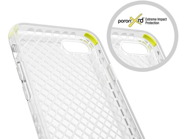 Gros plan sur les coins renforcés en Poron XRD de la coque antichoc coloris transparent et vert pomme