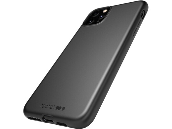 Vue arrière de biais de l'étui souple coloris noir sur un iPhone