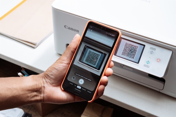 Imprimante multifonction compacte permet d’imprimer, copier et numériser facilement depuis un ordinateur, un smartphone ou une tablette