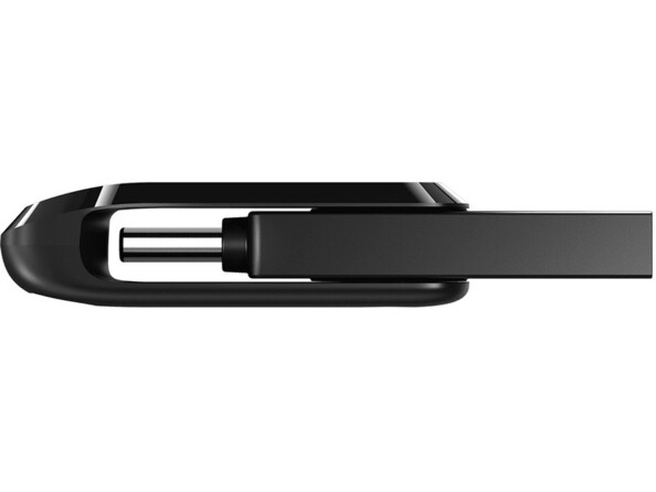 Vue côté gauche du connecteur USB-C protégé par cache rotatif sans toucher les bords