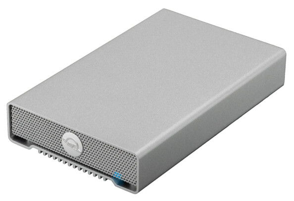 Boîtier externe OWC Mercury Elite Pro mini argenté vu de trois-quarts