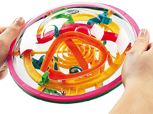 Labyrinthe à bille 720°