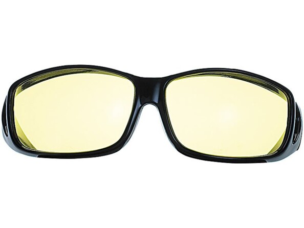 Surlunettes de conduite idéal même pour les personnes qui utilisent des lunettes correctrices