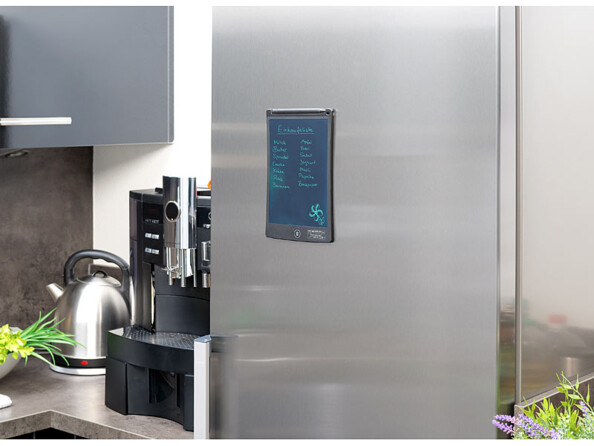 Ardoise tablette LCD 8,5" Mise en situation sur un mur