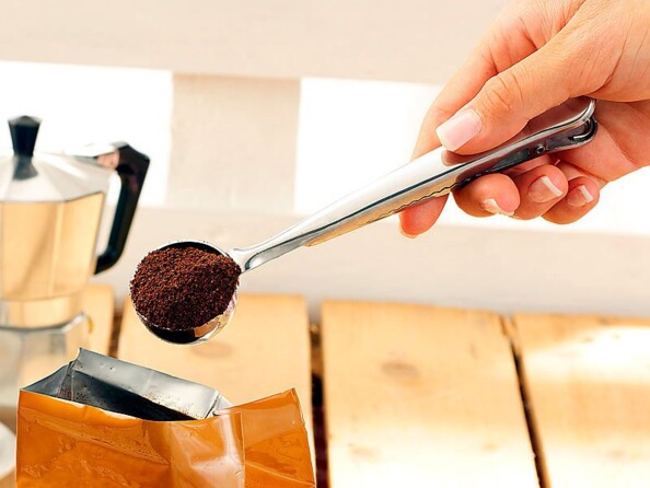 Cuillère à doser avec clip