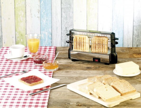 Grille-pain retro ouvert avec tubes quartz