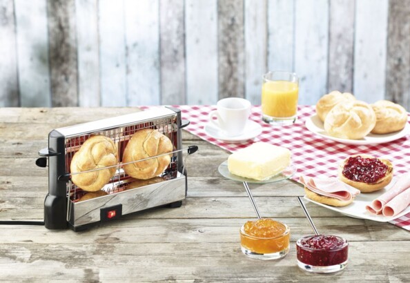 Grille-pain retro ouvert avec tubes quartz