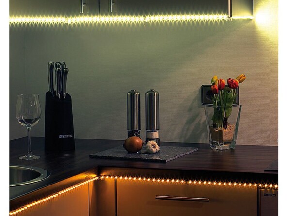 Réglette 18 LED vert 12 V