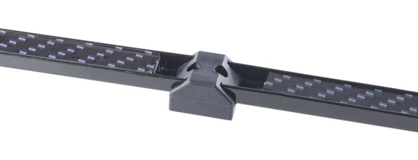 4 raccords en plastique avec fixation murale par vis