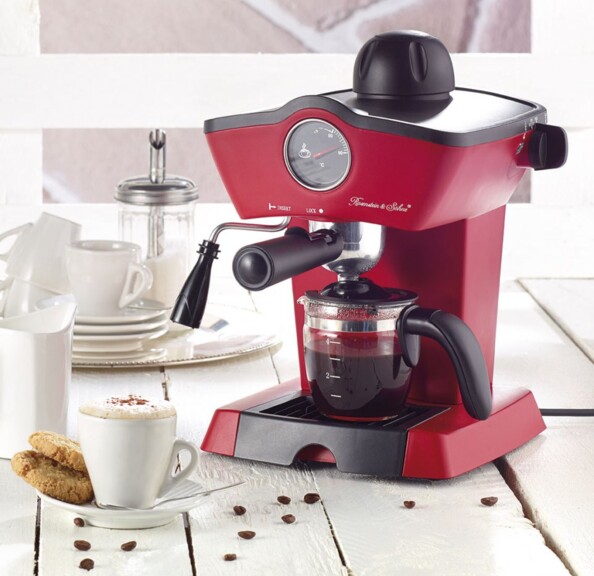 Machine à café ''ES-800.retro'' mise en situation