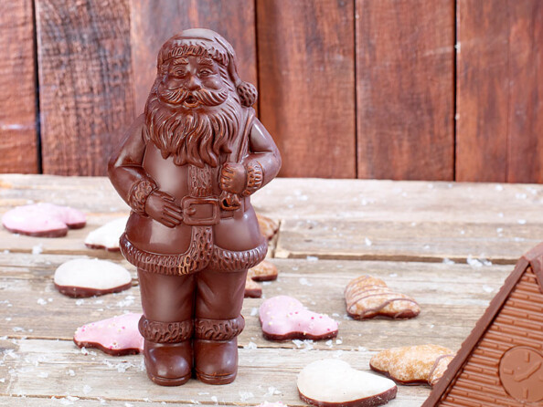 2 moules : 1 pour face avant et 1 pour face arrière