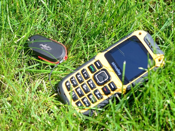 Porte clé sifflant sur une telephone