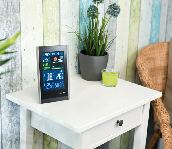 station meteo infactory FWS-686 taille reelle sur table