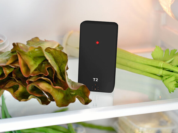 Capteur de température posé à l'intérieur d'un réfrigérateur