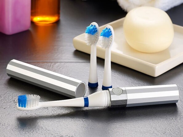 Brosse à dents électrique de voyage