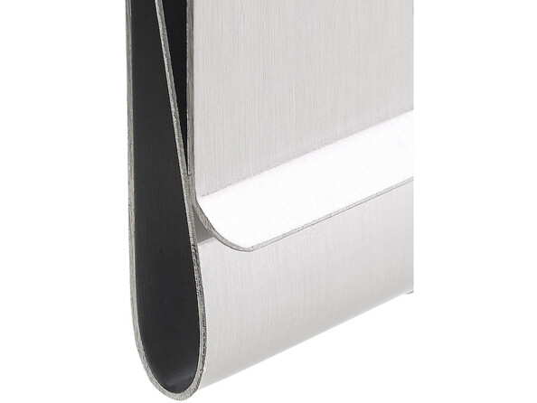 Zoom sur une pince à billets en acier brossé par Pearl