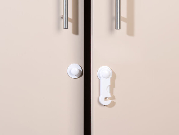 Loquets de sécurité ouverts