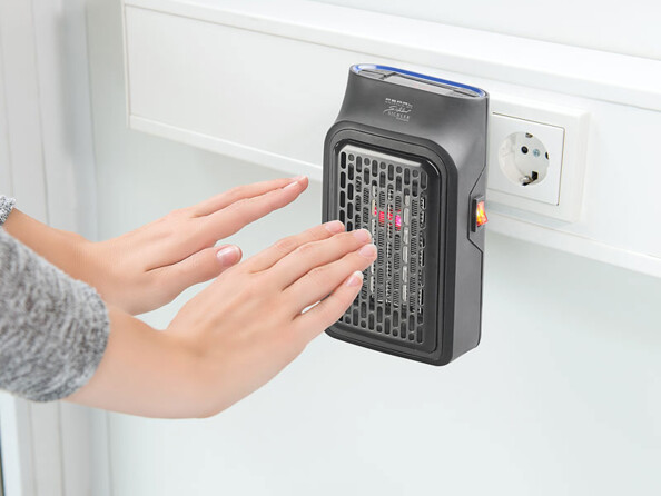 2 minis chauffages soufflants sur prise secteur