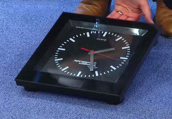 Pèse-personne digital & pendule analogique