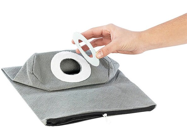 Quand ce sac est plein, il se vide simplement dans la poubelle