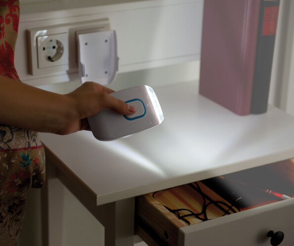 Veilleuse à LED 230 V avec fonction lampe de poche