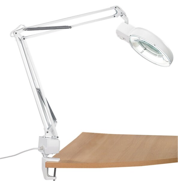 Lampe avec loupe