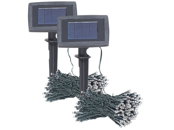 Deux guirlandes LED d'extérieur de 20 m avec mini panneaux solaires.