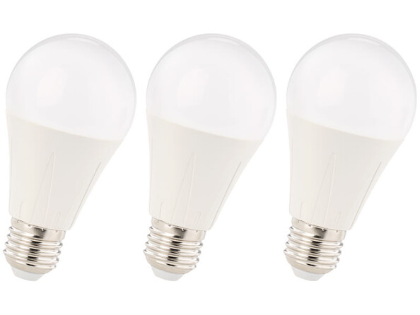 Trois ampoules LED E27 12 W Luminea.