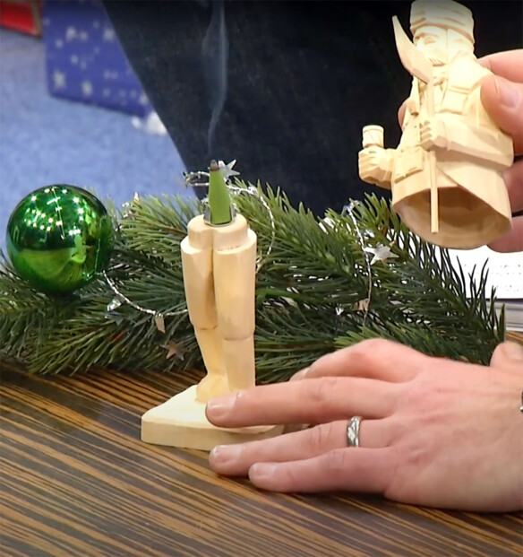 figurine bûcheron brûle-encens en bois