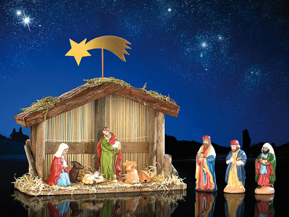 Crèche de Noël Mise en situation avec les figurines en porcelaine