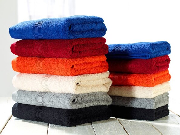 Serviette-éponge en coton 50 X 100 cm noir