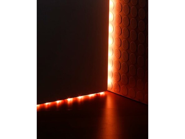 Bande à 150 LED SMD multicolores étanche et télécommandée