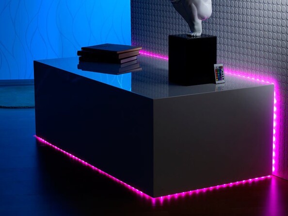 Bande à 150 LED SMD multicolores étanche et télécommandée