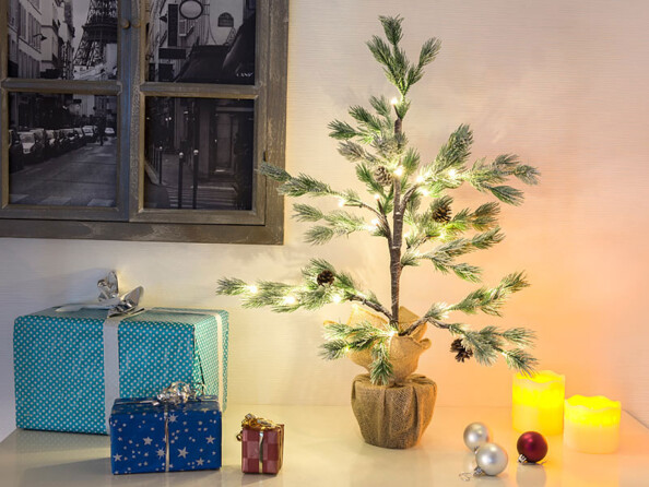 2 sapins artificiels enneigés en pot - 70 cm