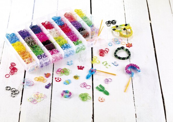 Boîte de 2200 élastiques Loom avec outils de tissage