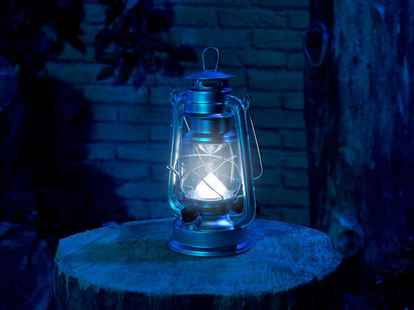 Lampe-tempête LED à piles à intensité variable 200 lm / 3W / 8000K - Argent