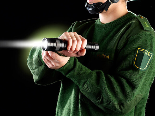 Lampe torche à LED en aluminium ''TRC-230''