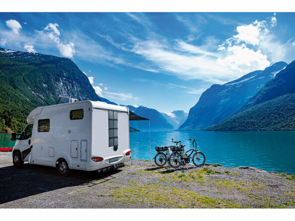 mise en situation sur camping car panneau solaire mobile pliable 100w