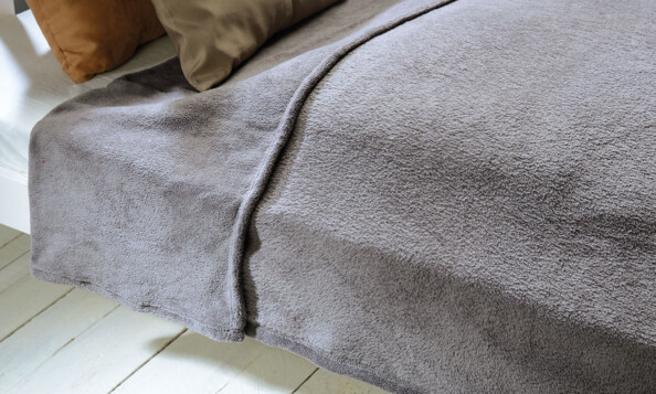 Couverture en microfibres 300 g/m² - 220 x 240 cm - Gris