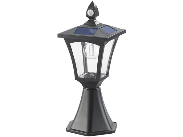 Lanterne Royal Gardinee avec applique LED solaire.