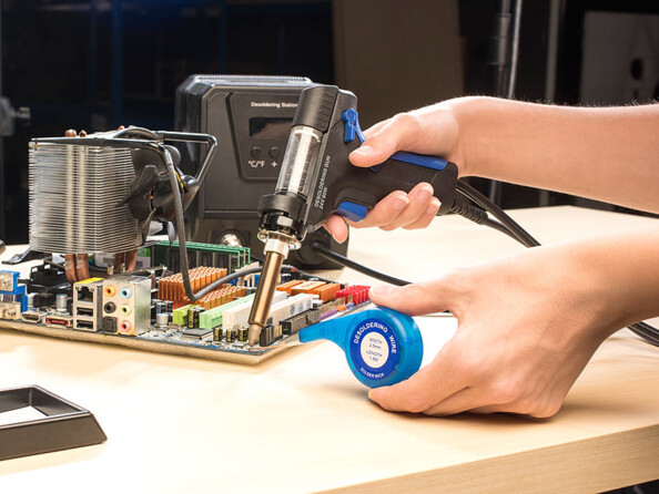 9 bobines de tresse à dessouder 2,5 mm x 1,5 m avec distributeur