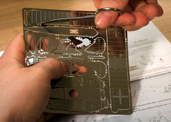 Maquette 3D en métal : Avion - 17 pièces