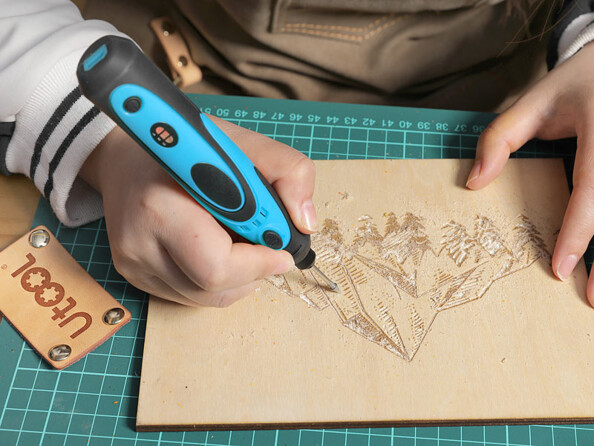 Mini outil multifonction sans fil AGT. Mise en situation.