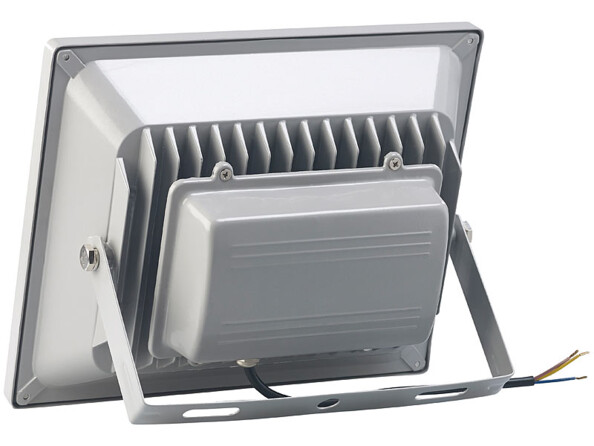 Projecteur d'extérieur 4000 lm / 50 W à LED RVB SMD et télécommande