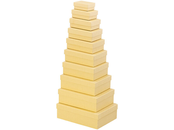 Lot de 10 boîtes Your Design neutres en dix tailles différentes.