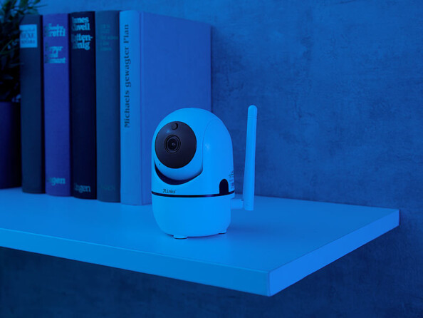 Caméra de surveillance IP HD connectée avec suivi de mouvement IPC-450.track