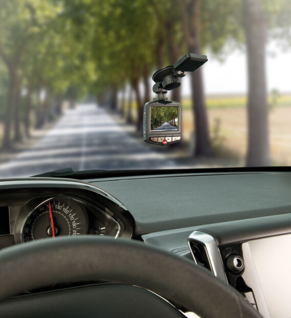 camera de bord auto avec fixation ventouse et recpeteur gps MDV-2770.gps navgear