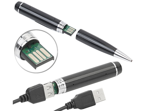 Caméra stylo à bille ouverte avec câble Micro-USB branché et zoom sur le connecteur USB du stylo