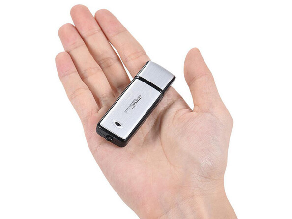 Enregistreur vocal & clé USB 8 Go avec fonction VOX REC-200 V2