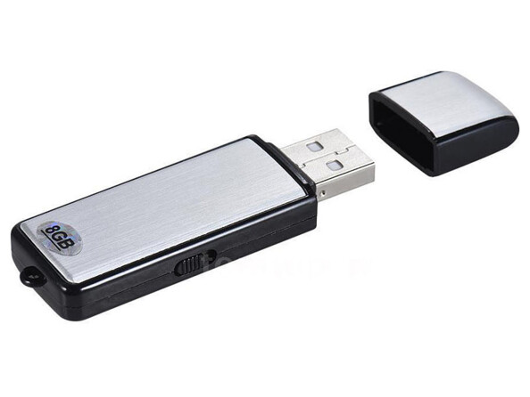 Enregistreur vocal & clé USB 8 Go avec fonction VOX REC-200 V2